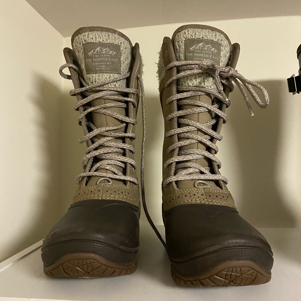 North face boots